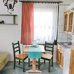 Osrodek Wypoczynkowy Wagabunda 3*