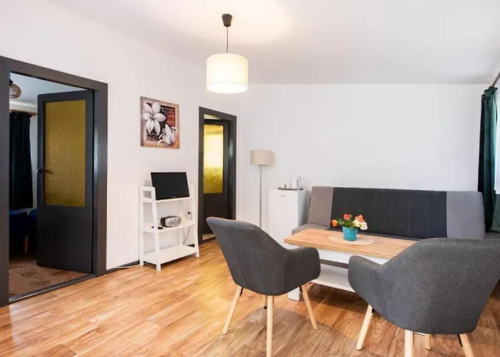 Vakantiepark Osrodek Wypoczynkowy Wagabunda 3*